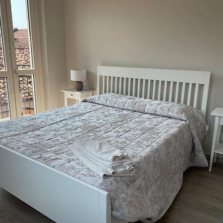 Suite De Rolandis Cin Itoo5Oo5C22Cdbezny Asti Exterior photo